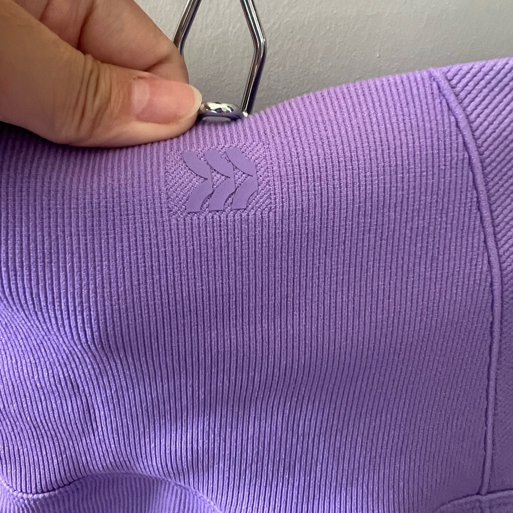 Target All In Motion Ribbed Sculpting Biker Shorts M - Picture 3 of 5